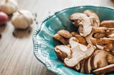 Marusho Sansho Shiitake Dried BlackMushrooms - Sliced 16oz/454g